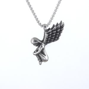Collier pendentif aile d'ange triste en acier inoxydable, bijoux féminins de mythologie religieuse - Product Image 1