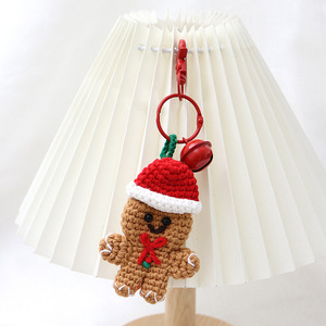 Adornos de galleta de jengibre hechos a mano, muñecos navideños tejidos y artículos superventas transfronterizos. - Product Image 3