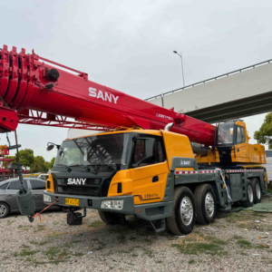 Grue sur camion d'occasion QY90KA QY90K 90 tonnes, meilleure vente, fabriquée en Chine, grue mobile de levage QY90K QY90K-II - Product Image 1