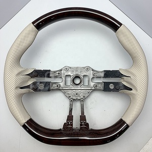 Volant de voiture pour <span class=keywords><strong>Mercedes</strong></span> Benz Classe C C300 C200 C180 W205 W246 C117 C217 W166 X166 Volant en cuir et fibre de carbone - Product Image 1