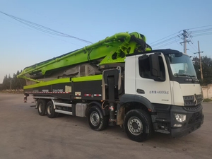 รถปั๊มคอนกรีต Zoom-lion ZLJ5440THBBF 62 เมตร ใช้โครงรถ Mercedes‑Benz Aro-cs บูม 6 ท่อน แบบติดตั้งบนรถบรรทุก - Product Image 1