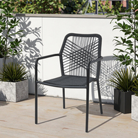 Chaise de salle à manger empilable en aluminium avec tressage en corde, utilisée dans les restaurants