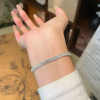 Bracelet Tennis Star Shadow Brillant Deluxe Iced Out en Or Blanc 18K avec Diamants de Laboratoire pour Femme, Bijoux de Créateur de Luxe en Gros