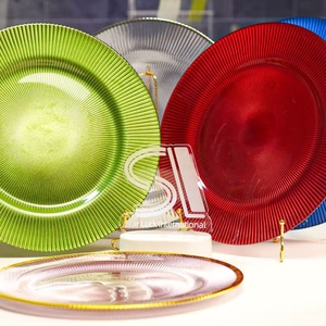 Vente <span class=keywords><strong>en</strong></span> gros 13 pouces élégant personnaliser vert <span class=keywords><strong>bleu</strong></span> or rose motif rayé rond assiettes de présentation <span class=keywords><strong>en</strong></span> <span class=keywords><strong>verre</strong></span> pour la décoration de mariage - Product Image 3