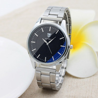 Achetez 1 montre à quartz pour homme à mouvement inversé, cadran vert, aiguilles en verre, acier inoxydable, étanche, fabricants de montres à marque privée