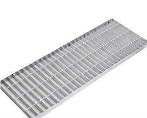 Système de drainage en <span class=keywords><strong>béton</strong></span> en résine robuste Grille de canal de drainage en acier inoxydable polymère en forme de U <span class=keywords><strong>pour</strong></span> <span class=keywords><strong>parking</strong></span> - Product Image 4