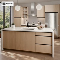 Meuble de cuisine en bois massif sur mesure, aménagement contemporain avec îlot, boîtes en panneaux mélaminés, tiroirs à fermeture amortie et unités modulaires