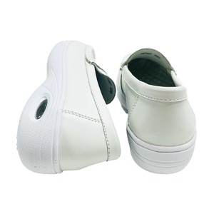 Scarpe da infermiera con tacco a zeppa in vacchetta bianca affiliate alla fabbrica per medici e pazienti con caratteristiche antistatiche - Product Image 4