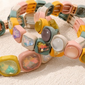 Bracciale Elastico CENDA Boho Macaron Multicolore <span class=keywords><strong>con</strong></span> Smalto e Strass Lucidi, Bracciale da Festa <span class=keywords><strong>con</strong></span> <span class=keywords><strong>Perline</strong></span> a Cuore e Quadrato - Product Image 5