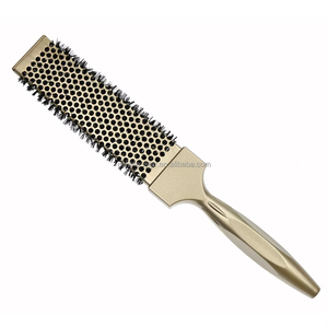 <span class=keywords><strong>Spazzola</strong></span> Professionale Quadrata in Nylon Color Oro per Acconciature e Arricciatura dei <span class=keywords><strong>Capelli</strong></span> - Product Image 6