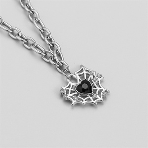 الهيب هوب القوطي قلادة Y2K المجوهرات الأسود العنكبوت شبكة القلب قلادة قلادة - Product Image 4