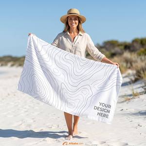Serviettes de plage en microfibre super absorbantes, légères, surdimensionnées, personnalisées, à séchage rapide et sans sable - Product Image 1