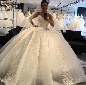 Robes de mariée de luxe sur mesure 2022, épaules dénudées, appliques en dentelle, robe de mariée princesse bouffante à grand bas - Product Image 3