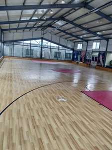Pavimentazione in Legno Antiscivolo per Campo da Basket Indoor - Product Image 2