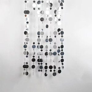 Di lusso in argento acrilico disco decorazione per sala da ballo fase di matrimonio con perline di cristallo tenda con paillettes cerchio pendente - Product Image 1