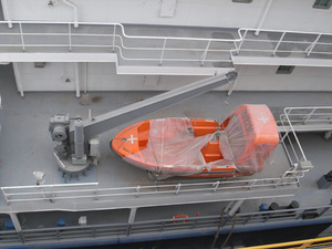 Bateau SOLAS 4,5 m en FRP pour 6 personnes - Product Image 3