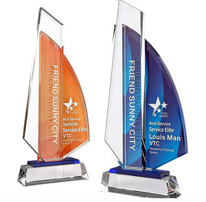 Trophée Créatif en Cristal Sablé Personnalisable pour Réunions Annuelles et Commémoration des Employés Exceptionnels - Product Image 5