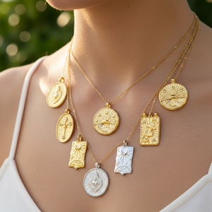 จี้รูปหัวใจ ดาว และพระจันทร์ สไตล์ยุโรปอเมริกัน HB662 ทำจากสแตนเลสสตีล สำหรับผู้หญิง สร้อยคอรูปดวงอาทิตย์ เครื่องประดับสแตนเลสสตีล - Product Image 1