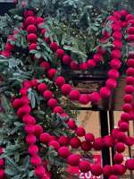 Guirlande de boules en velours rouge, ornements en pompons de tissu, décorations suspendues pour arbre de Noël, fenêtre, cheminée, fête à domicile