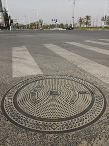 하이 퀄리티 및 도로 프로젝트를 위한 맞춤형 연성 철 맨홀 커버 - Product Image 5