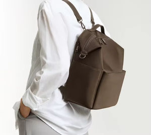 Sac à langer pliable léger en nylon Duole, imperméable, personnalisé, sac à dos pour maman et bébé, 28x35x16.5cm pour les voyages - Product Image 1