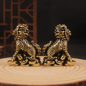 Ornement Qilin en laiton, 2 pièces, décoration Feng Shui pour la maison et le bureau, artisanat du nouvel an chinois - Product Image 2