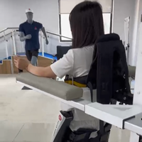 Robot de rééducation de l'exosquelette des membres inférieurs assisté debout et marche système d'entraînement de la marche de l'exosquelette des membres inférieurs