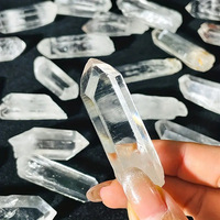 Cristal blanc naturel pierre brute colonne monocristallin longue bande gravier ornements gravure prisme hexagonal démagnétisation pierre