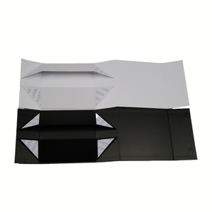 Caja de regalo rígida magnética para perfume con estampado de plata personalizada, laminado mate plegable en blanco y negro, plegable magnético vacío reciclable - Product Image 3