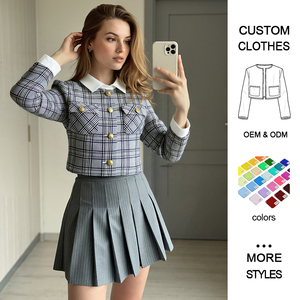 Blazer Corto con Cuello Camisero y Estampado Floral Pequeño a Cuadros para Mujer, Colección Primavera 2026 - Artículos Populares en Tiendas Especializadas - Product Image 1
