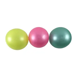 6インチの柔らかくて耐久性のあるインフレータブルパールの小さなプラスチック製のおもちゃのボール