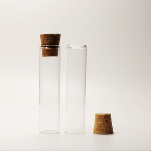 <span class=keywords><strong>Tube</strong></span> en verre de <span class=keywords><strong>tube</strong></span> à <span class=keywords><strong>essai</strong></span> en verre d'approvisionnement d'usine avec le liège <span class=keywords><strong>pour</strong></span> l'emballage de <span class=keywords><strong>vanille</strong></span> - Product Image 1