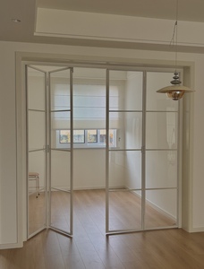 Sistema di Porte Scorrevoli Pieghevoli Esterne <span class=keywords><strong>in</strong></span> Alluminio e <span class=keywords><strong>Vetro</strong></span>, <span class=keywords><strong>Porta</strong></span> Doppia Pieghevole per Camera da Letto e Villa, Antivento - Product Image 1