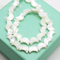 Perles plates en nacre naturelle blanches, motifs lune, étoile, cœur, fleur, trèfle, carrées, ovales, pour la fabrication de bijoux