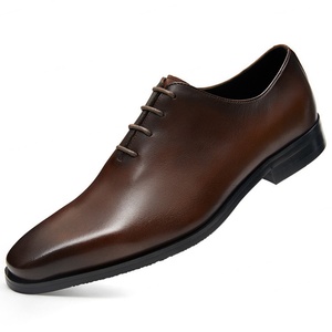Zapatos de moda juvenil de corte bajo marrones con cordones - Zapatos de cuero de grano completo transpirables para hombre, de uso diario y de negocios, con aumento de altura, ideales para el verano. - Product Image 6
