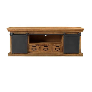 Buffet en bois traditionnel sculpté à la main avec des motifs détaillés et de grands compartiments de rangement pour l'organisation de la salle à manger - Product Image 1