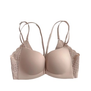 I piccoli seni da donna si riuniscono per mostrare il bellissimo reggiseno posteriore Sexy senza filo senza filo - Product Image 1