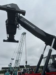 Kalmar 45ton DRD450ที่มีประสิทธิภาพสูงในการเข้าถึง Stacker ด้านหน้าภาชนะเปล่า Stacker - Product Image 6