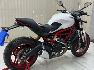 Accessoires de <span class=keywords><strong>moto</strong></span> <span class=keywords><strong>Ducati</strong></span> Monster 797 12V de haute qualité, état <span class=keywords><strong>neuf</strong></span> - Product Image 2
