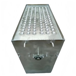 Petite machine semi-automatique manuelle pour la fabrication de bougies chauffe-plat sculptées, avec insertion de mèches et moulage d'anneaux de cire - Product Image 2