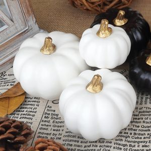Citrouilles artificielles en vrac, 12 pièces, tailles et couleurs assorties, citrouilles en mousse pour la récolte, l'automne, Halloween, Noël, respectueuses de l'environnement - Product Image 4