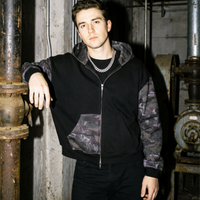 Sweat à capuche zippé personnalisé pour homme, avec empiècements camouflage, coupe courte et ample, style streetwear, vente en gros