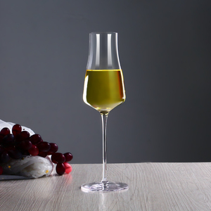 Bicchiere di vetro di vetro di <span class=keywords><strong>tulipano</strong></span> bicchiere di vetro di alta qualità calice di lusso a gambo lungo bicchieri di cristallo flauti di Champagne - Product Image 2