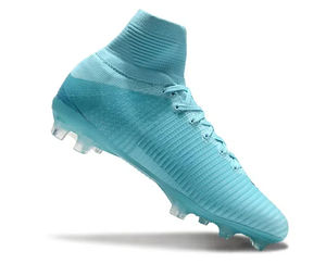 Bottes de football confortables montantes chaussures de sport antidérapantes ongles longs pour le football pour les champs d'herbe d'été disponibles grandes tailles - Product Image 2