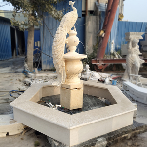 تمثال طاووس رخامي طبيعي بيج للحديقة - Product Image 2