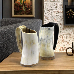 Taza de Cuerno de Búfalo Hecha a Mano, Gran Venta |   Decoración del Hogar Natural y Ecológica de Estilo Animal Pulido - Product Image 2