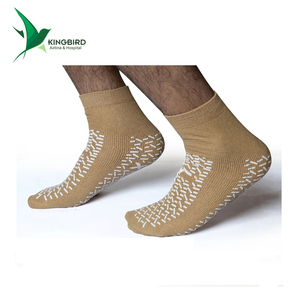 <span class=keywords><strong>Chaussettes</strong></span> <span class=keywords><strong>de</strong></span> sécurité respirantes pour hommes avec prévention des chutes à pois antidérapantes pour la saison d'automne - Product Image 3