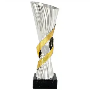 Coppa di Partecipazione Argento con Dettagli Dorati e Base in Marmo Nero - Product Image 1