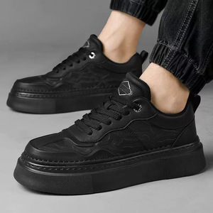 New Breathable <b>Small</b> White Shoes Versatile Thick Sole Sports Shoes for Male Students Casual Low Top Thick Sole Board Shoes - Product Image 5