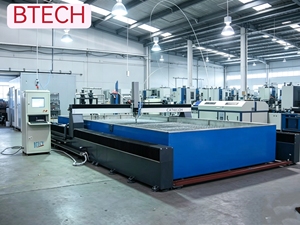 Console de commande CNC pour machine de découpe industrielle à jet d'eau, unité de pompe 380V 37kW, haute sécurité, précision 0,1 mm, garantie 1 an - Product Image 1